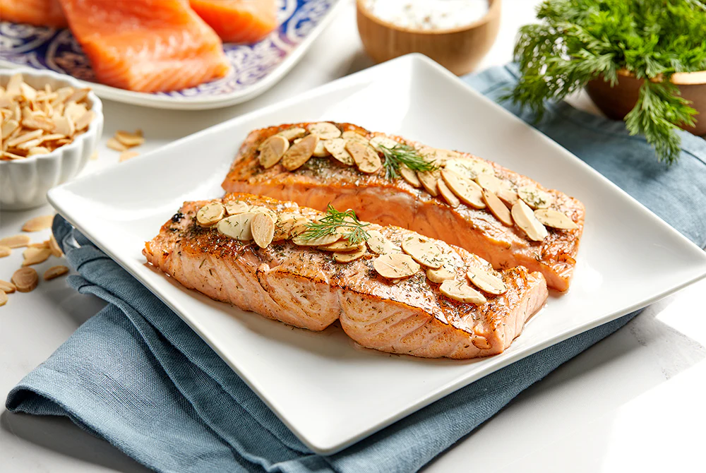 Salmón con Eneldo y Almendras | Salmon with Dill and Almonds - Image 2